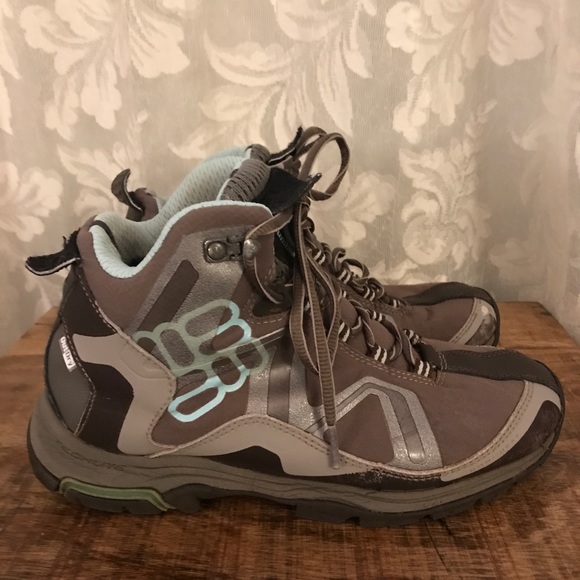 Columbia Hiking Boots - Picture 4 of 6